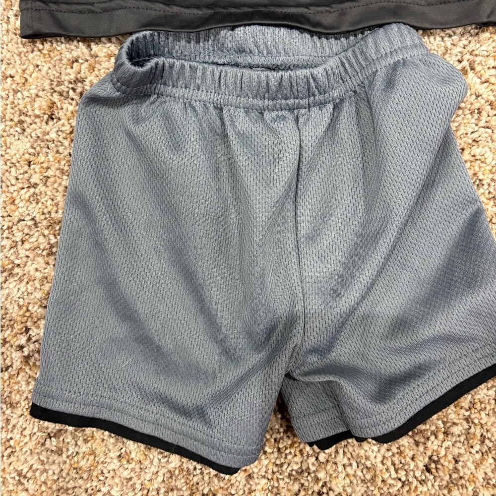 Athletic set - Picture 5 of 5